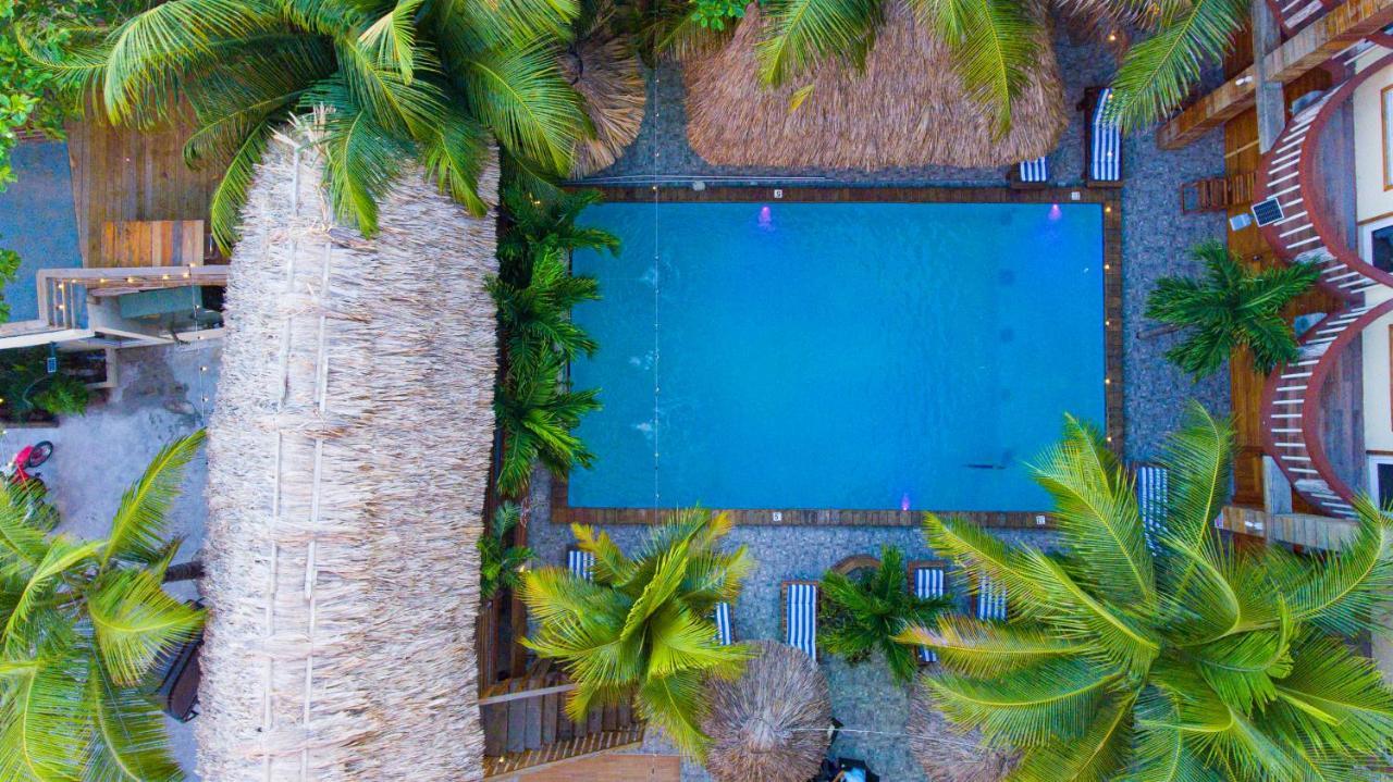 Tropical Palace Hotel San Pedro  Buitenkant foto