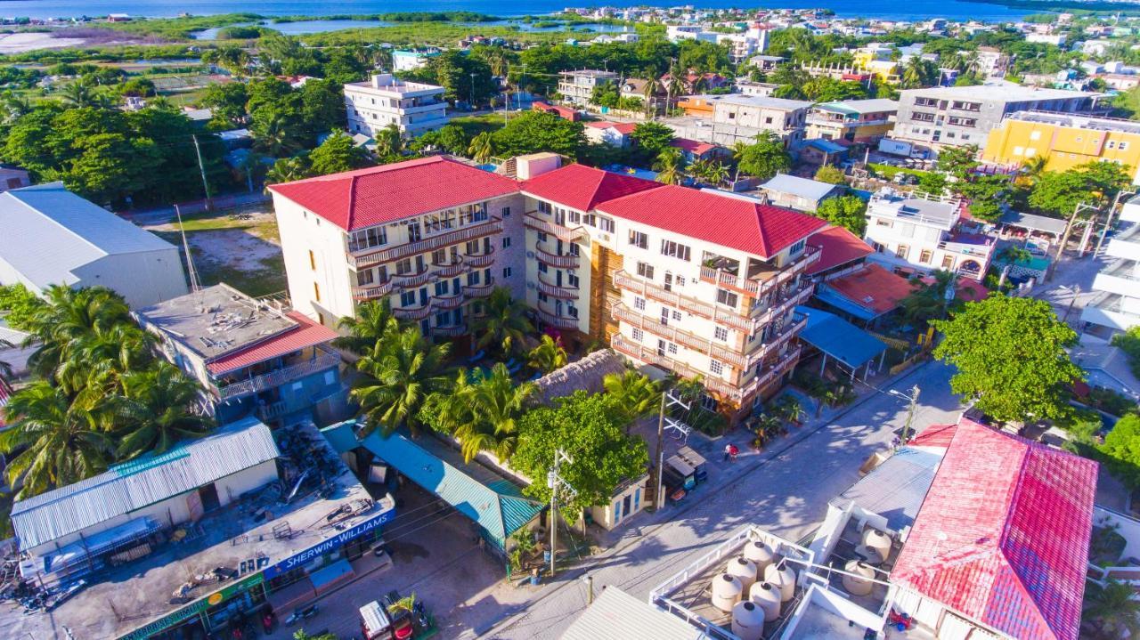 Tropical Palace Hotel San Pedro  Buitenkant foto