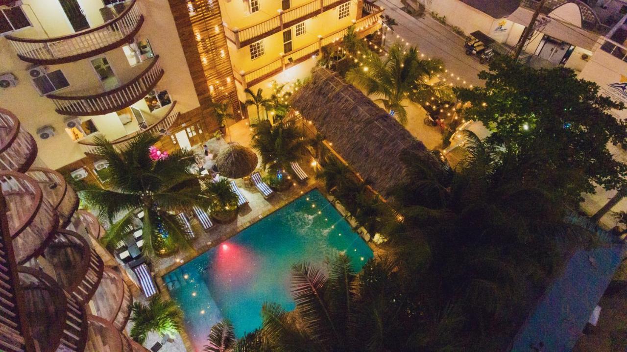 Tropical Palace Hotel San Pedro  Buitenkant foto